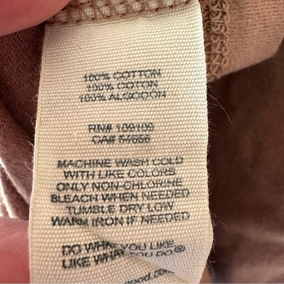 Life Is Good men’s V neck tshirt size S semi-fitted GUC - burnt orange summer - Picture 4 of 4